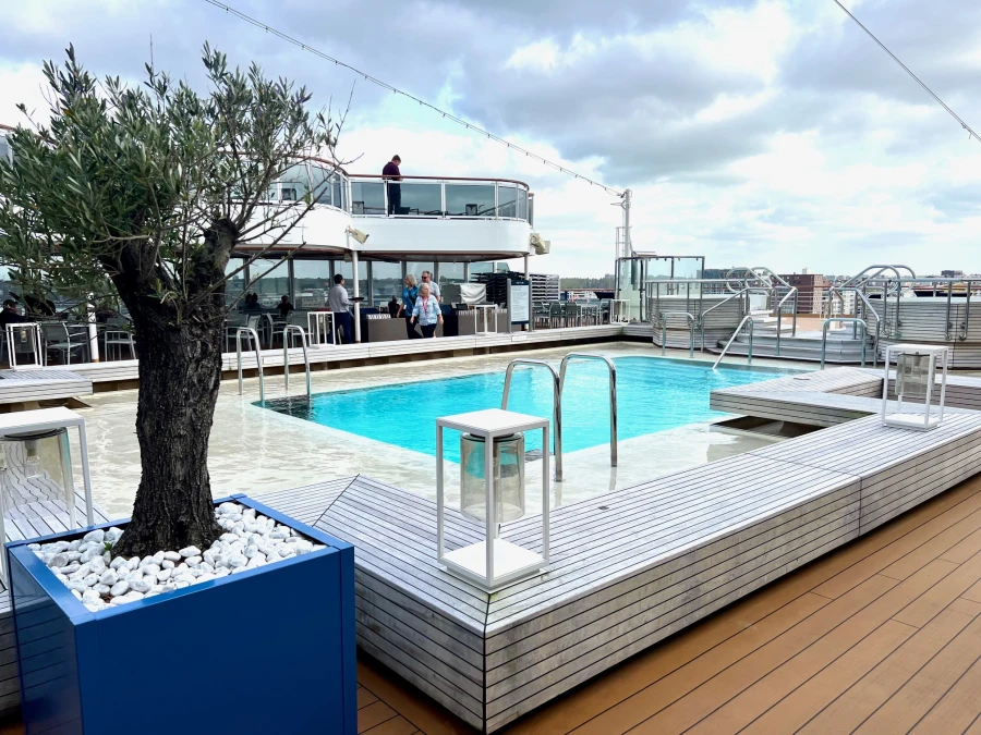 Cruiseschip de Rotterdam