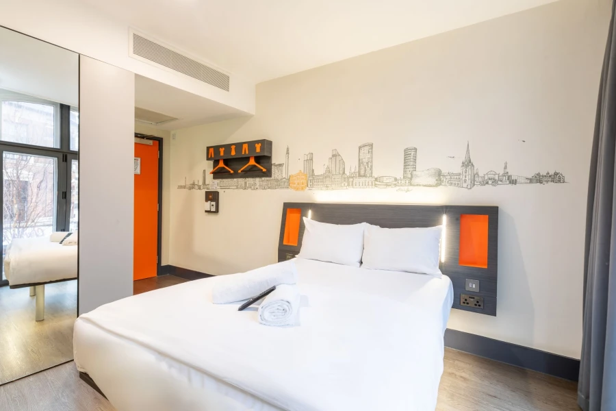 Double EasyHotel Burningham - My Daily Favorite