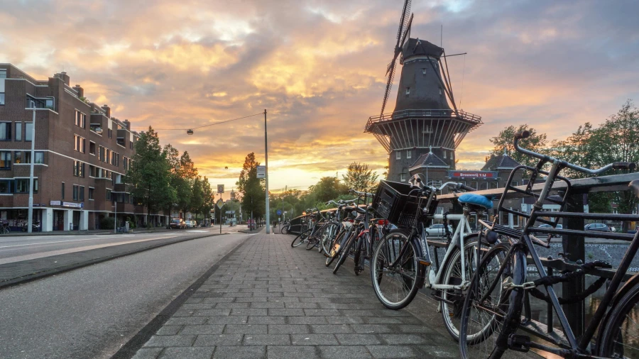 Fietsend naar werk: Een gezonde keuze - My Daily Favorite