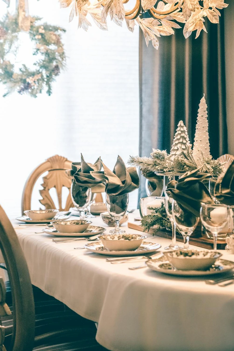 Hoe dek je de kersttafel goed op? - My Daily Favorite