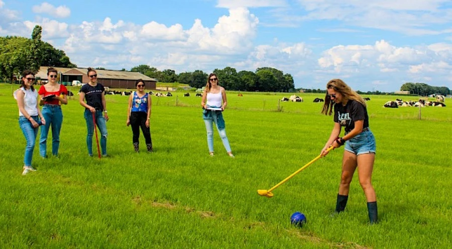 Golfen op de boerderij - Parkhoeve De Middelt 