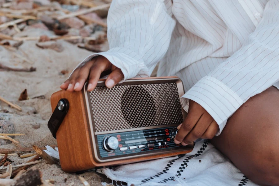 My Daily Favorite - Vintage radio