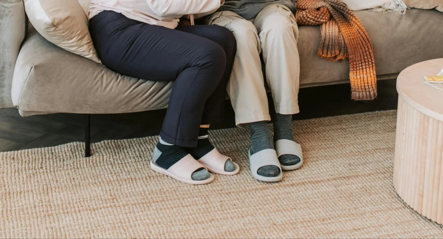 Slippers met sokken