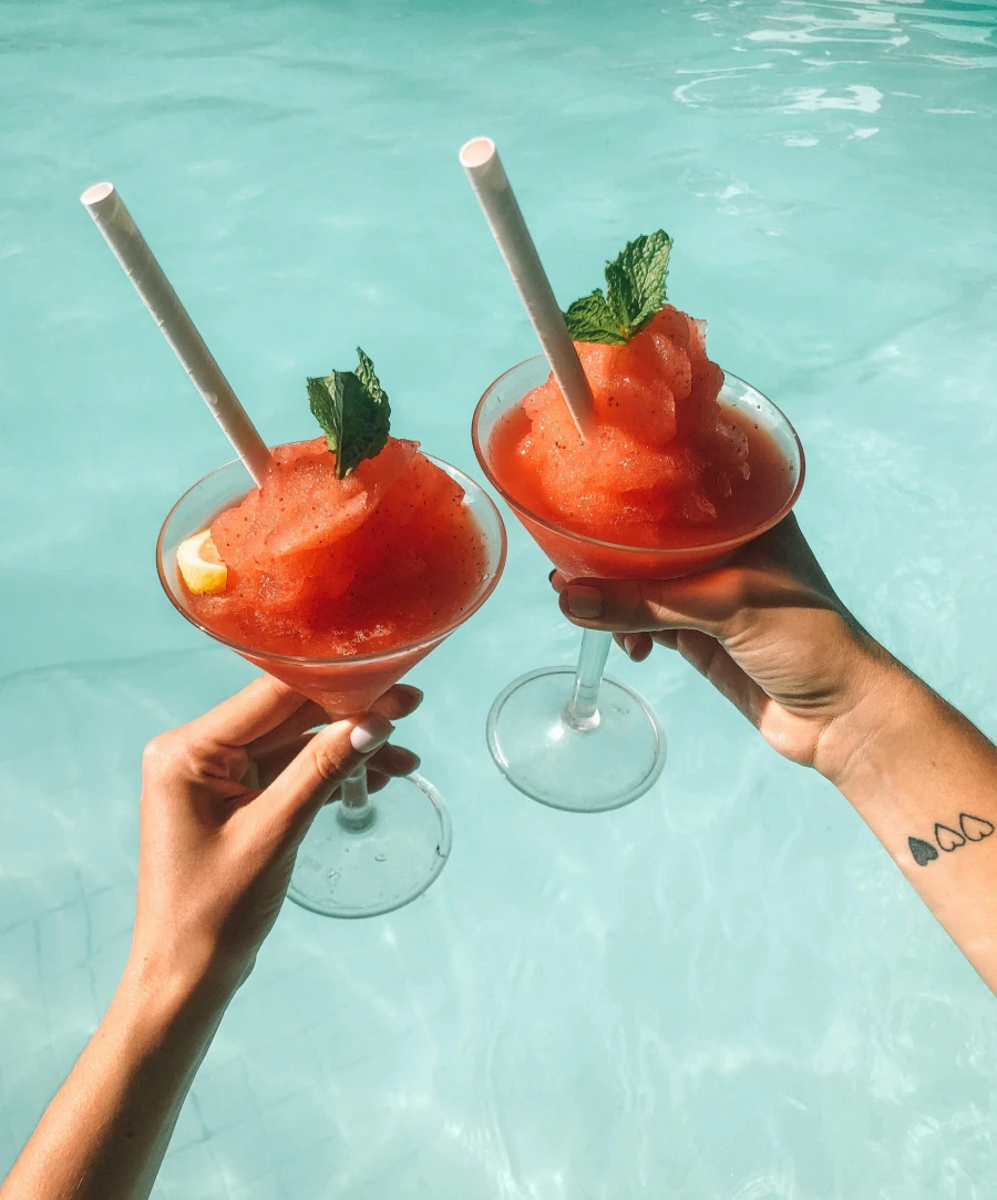 Verkoelende drankjes voor snikhete zomerdagen